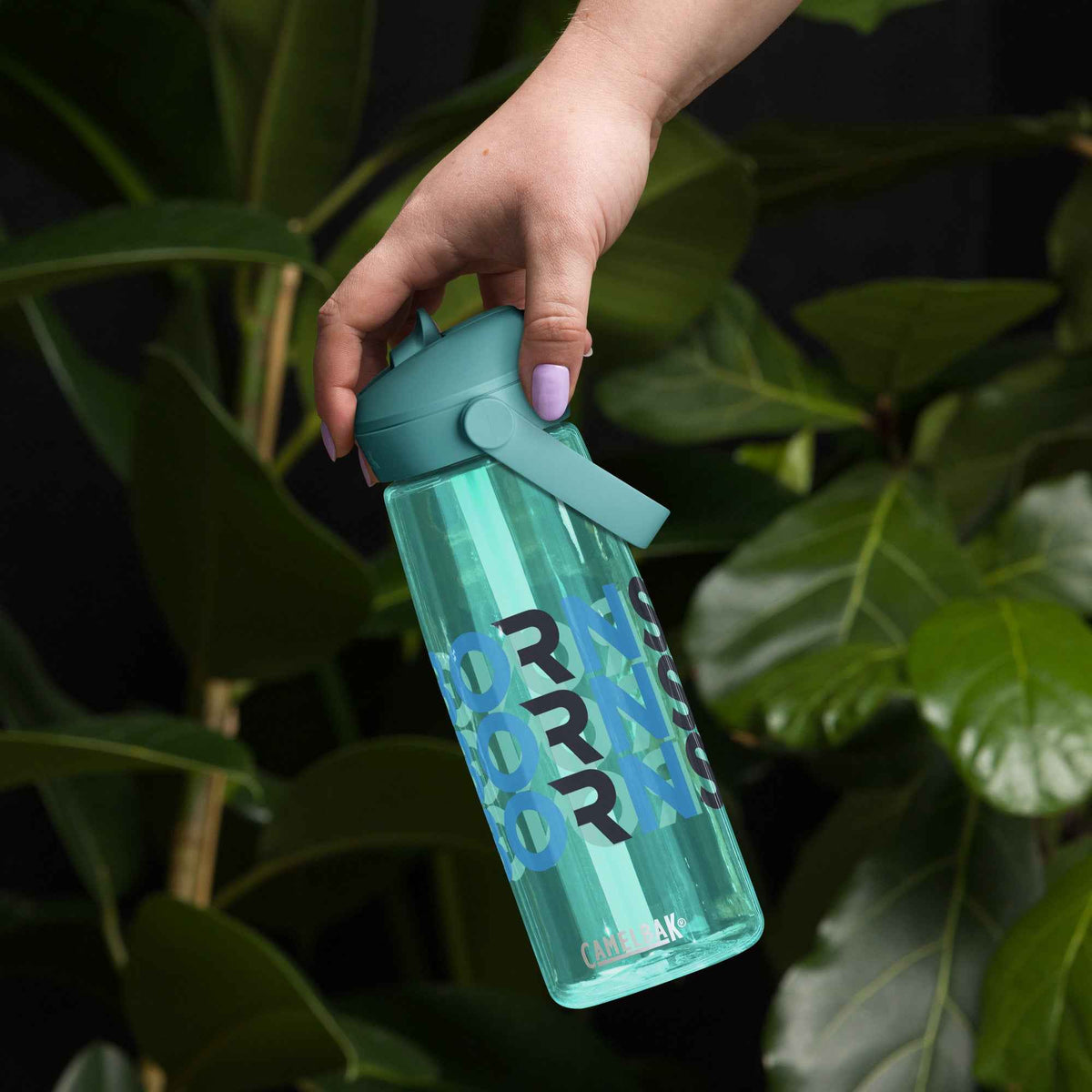 Flip straw water bottle